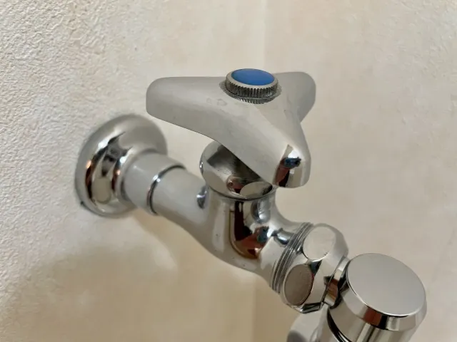 旧居の水道使用停止手続きの完全ガイド